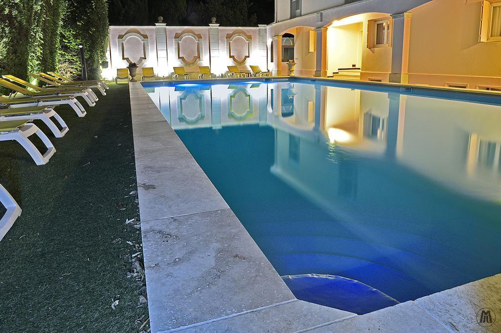 ארל Hotel Mireille מראה חיצוני תמונה