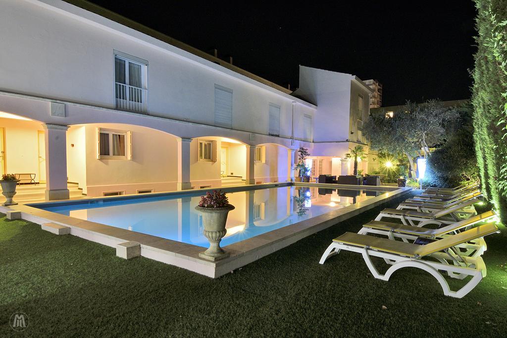 ארל Hotel Mireille מראה חיצוני תמונה