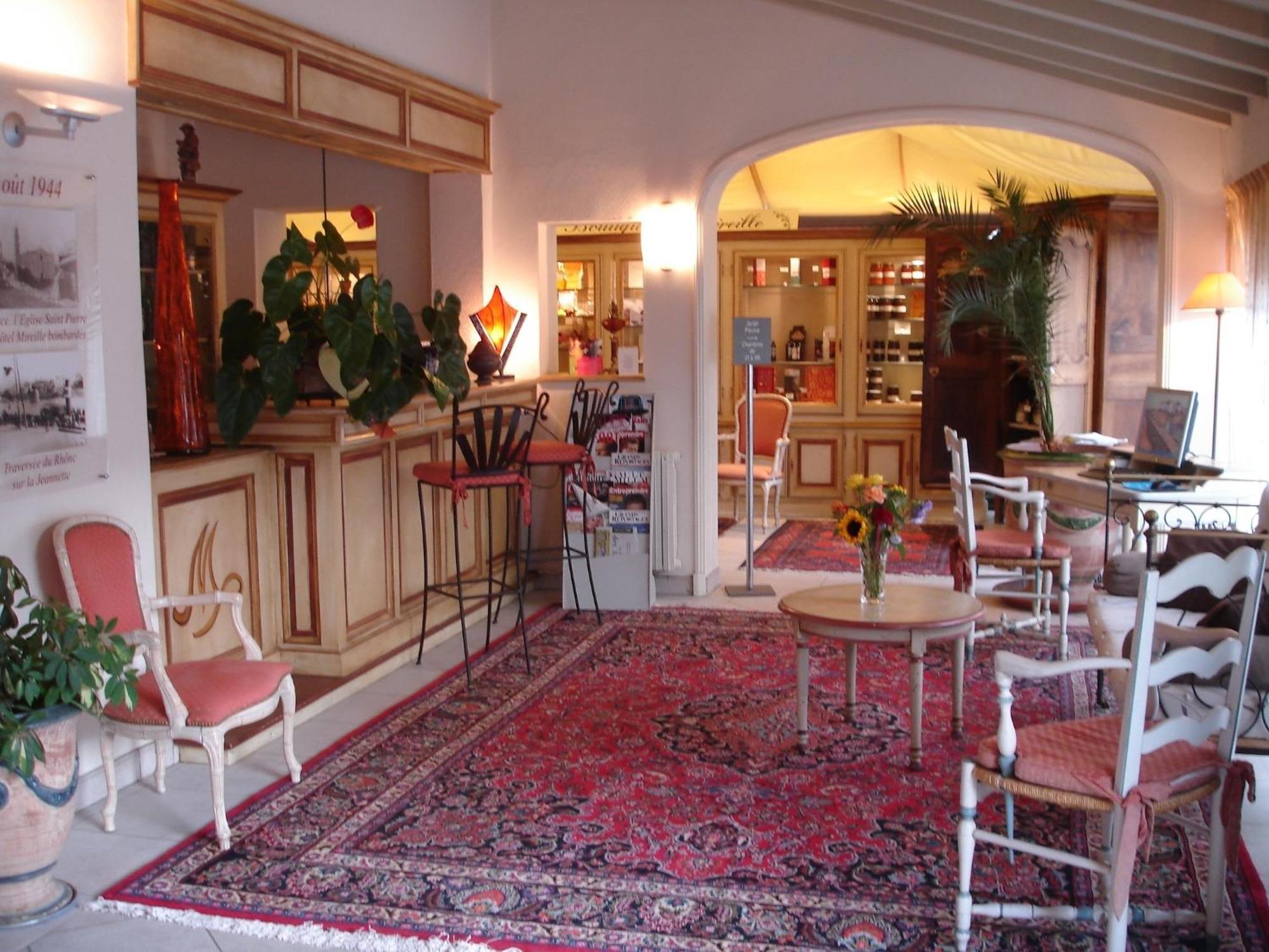ארל Hotel Mireille מראה חיצוני תמונה