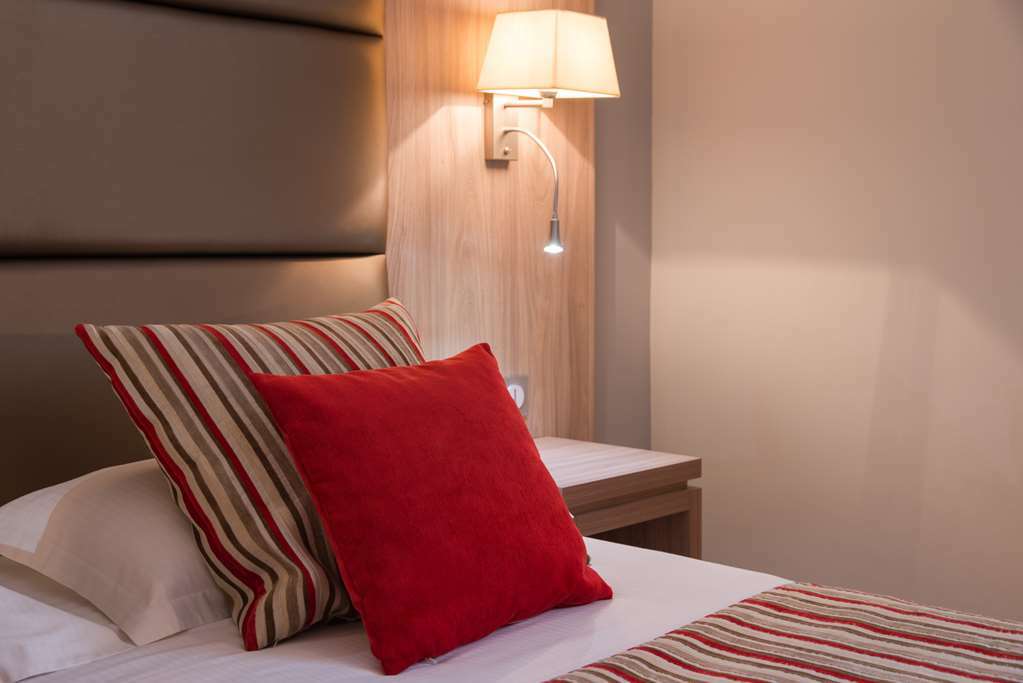ארל Hotel Mireille שירותים תמונה