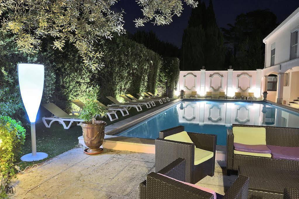 ארל Hotel Mireille מראה חיצוני תמונה